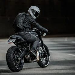 R16 Drypack Motorrugzak 14 R16 Drypack Motorrugzak -Richa Winkel 025501 100 7 Kriega R16 Backpack Drypack